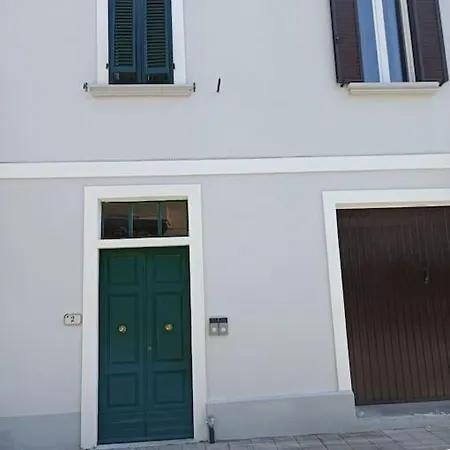 Lägenhet Bilocale Per Vacanze A